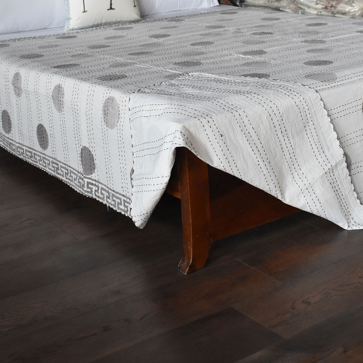 Hand Block Printed Cotton Sanganer Kantha Queen Size Bindi Cappuccino 171956