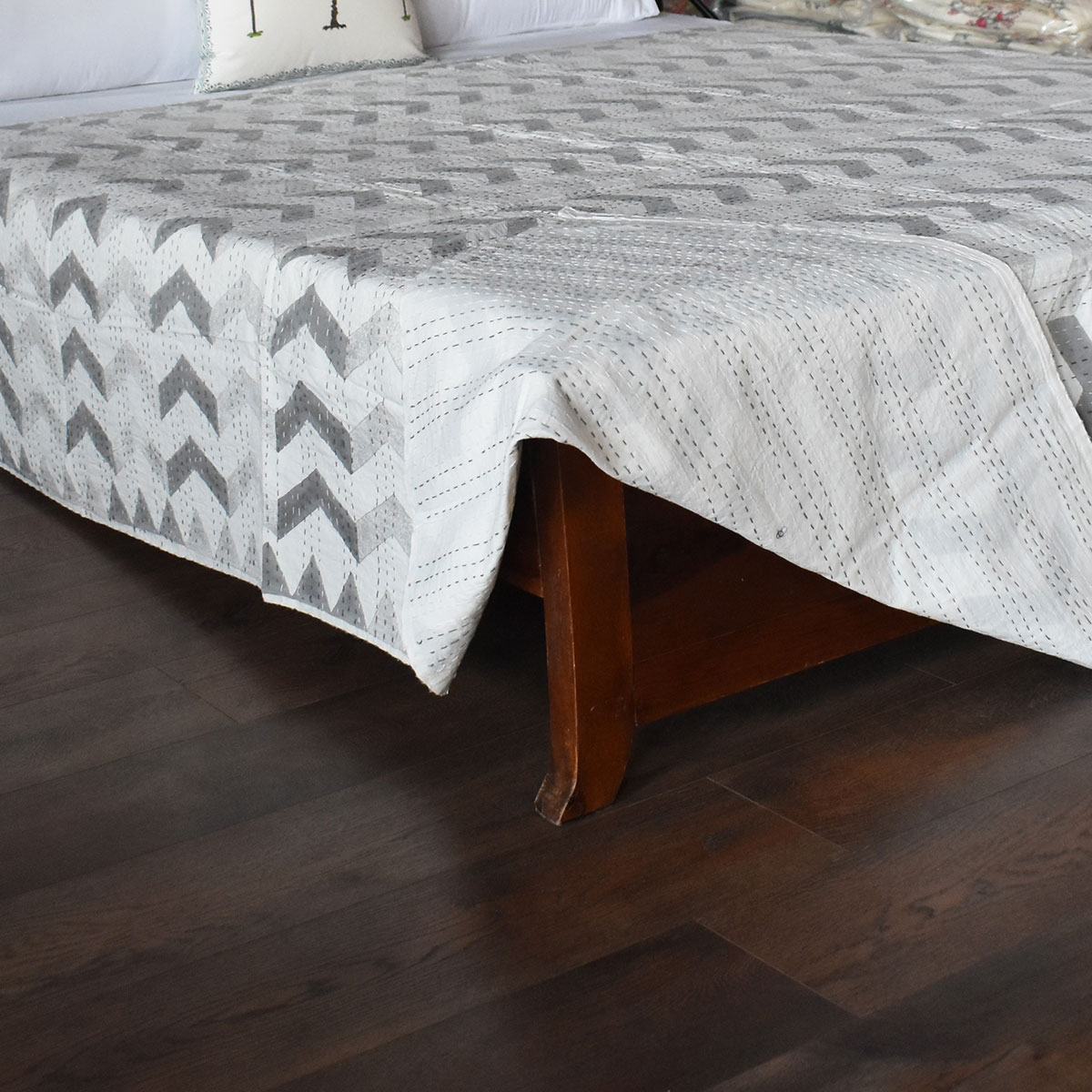 Hand Block Printed Cotton Sanganer Kantha Queen Size  Chevron Smoky Grey 171858