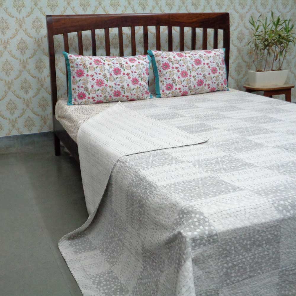 Design Dotty Chokor Grey 104748 Block Printed QUEEN SIZE Single-Width Kantha