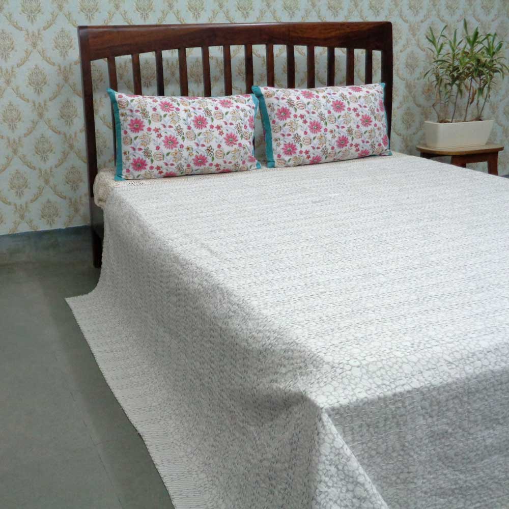 Design Snowflake Grey 104744 Block Printed QUEEN SIZE Single-Width Kantha
