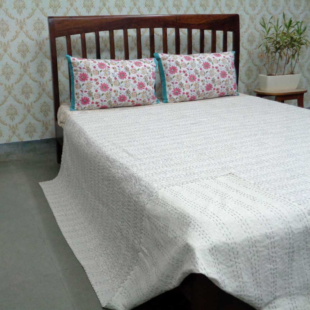 Design Snowflake Grey 104744 Block Printed QUEEN SIZE Single-Width Kantha