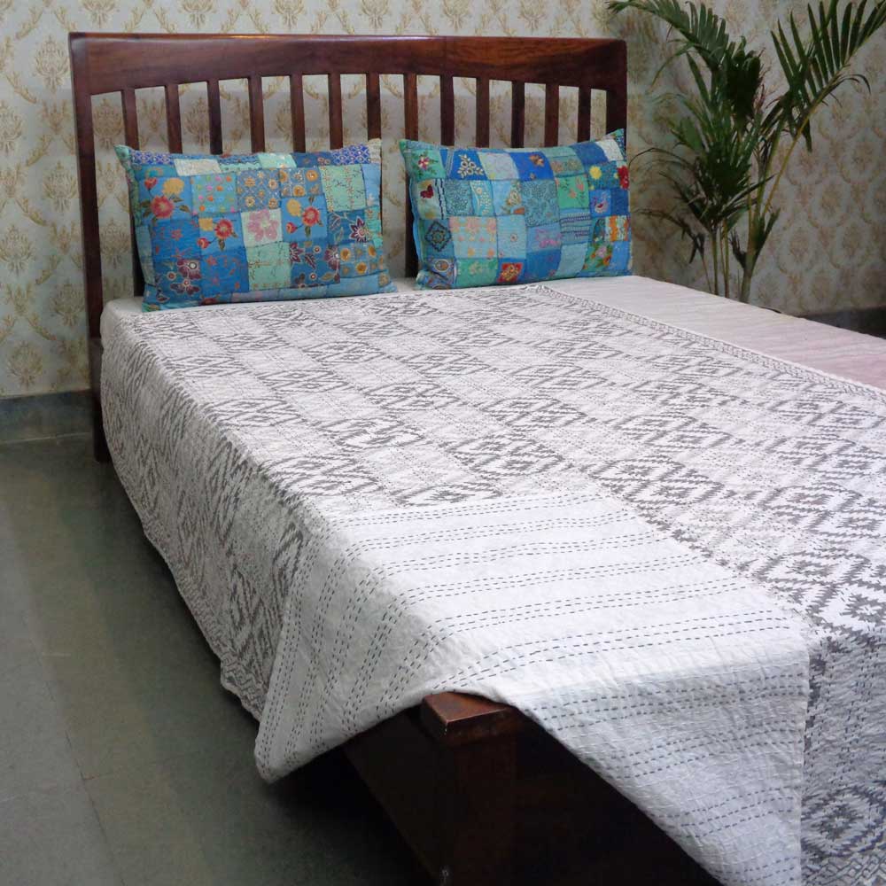 Hand Block Printed Cotton Twin Size Kantha Aztec Grey 200961