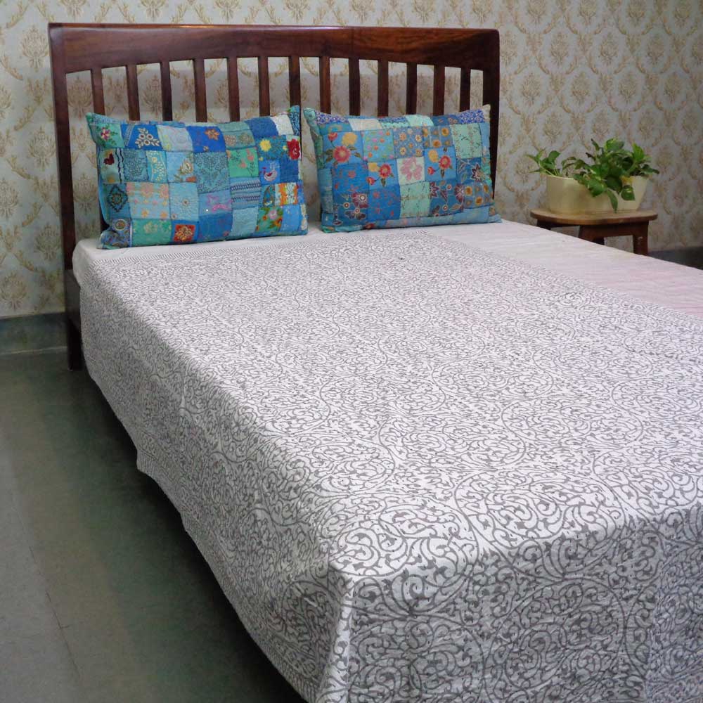 Hand Block Printed Cotton Twin Size Kantha Circular Vine Grey 200249