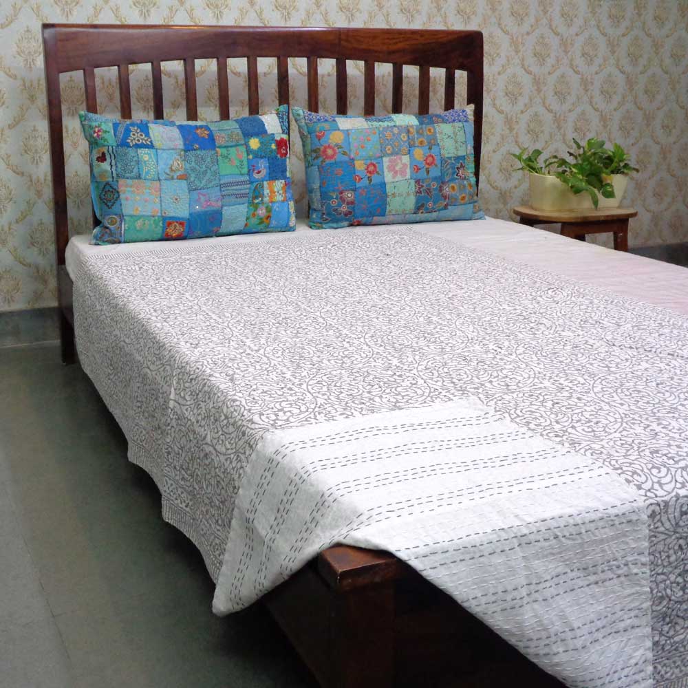 Hand Block Printed Cotton Twin Size Kantha Circular Vine Grey 200249