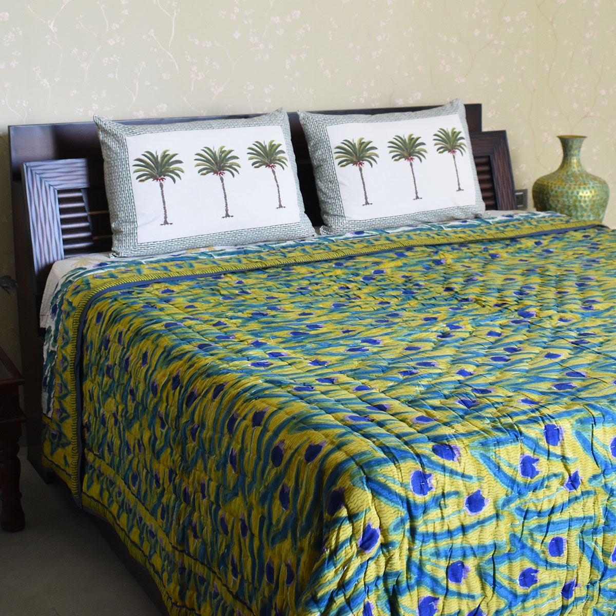 Hand Block Printed Cotton King Size Quilt Lambi Patti Tulip Lime 601671