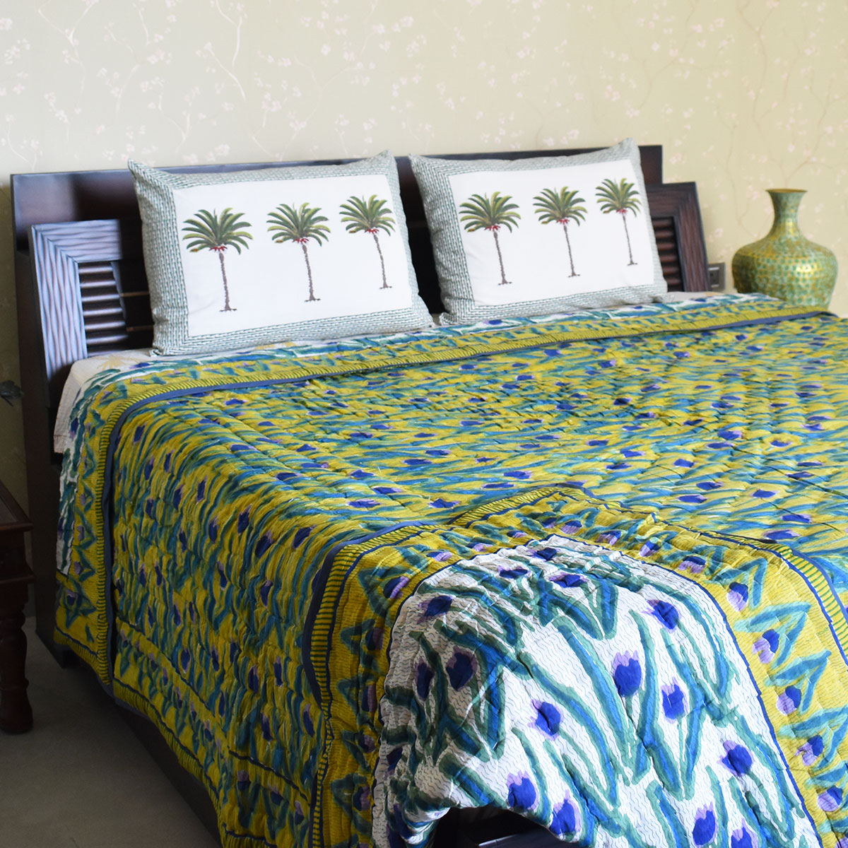 Hand Block Printed Cotton King Size Quilt Lambi Patti Tulip Lime 601671