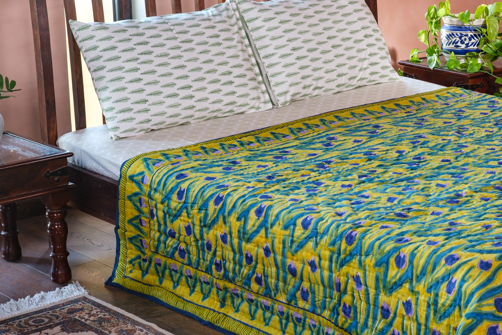 Hand Block Printed Cotton Queen Size Quilt  Lambi Patti Tulip Lime 601671