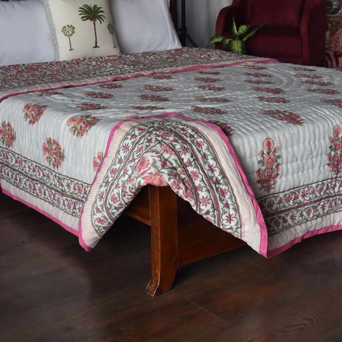 Hand Block Printed Cotton Queen Size Quilt Mughal Vine Rose 260103