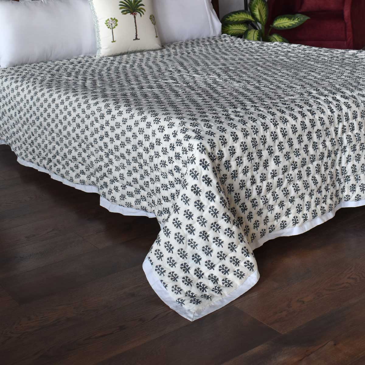 Hand Block Printed Cotton Twin Long Size Quilt Nili Phool Chokri 106104