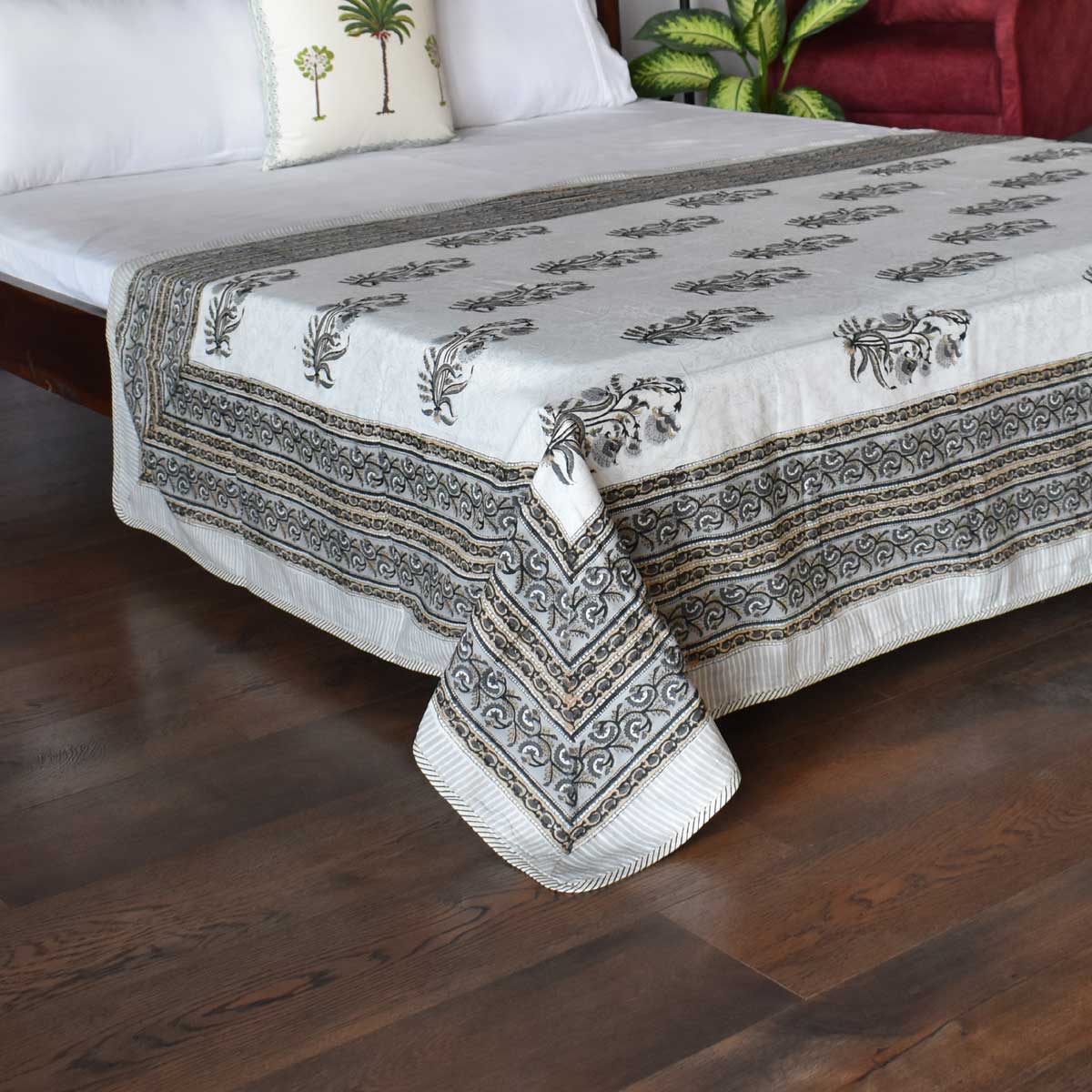 Hand Block Printed Cotton Twin Size Dohar Pan Leaf Dusk 100879