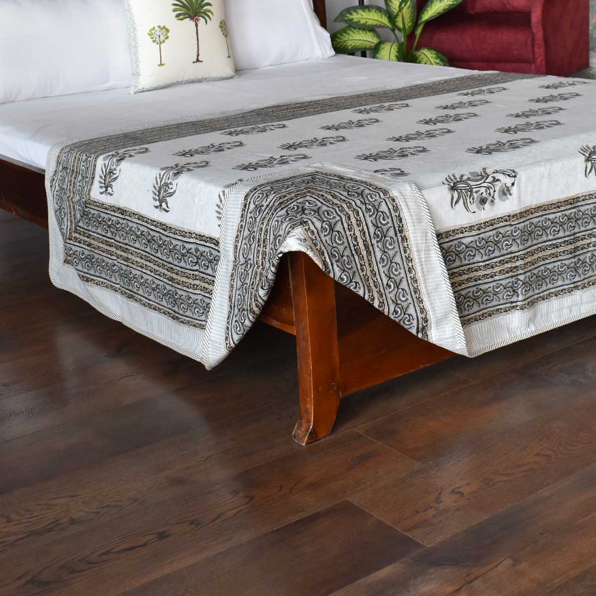 Hand Block Printed Cotton Twin Size Dohar Pan Leaf Dusk 100879