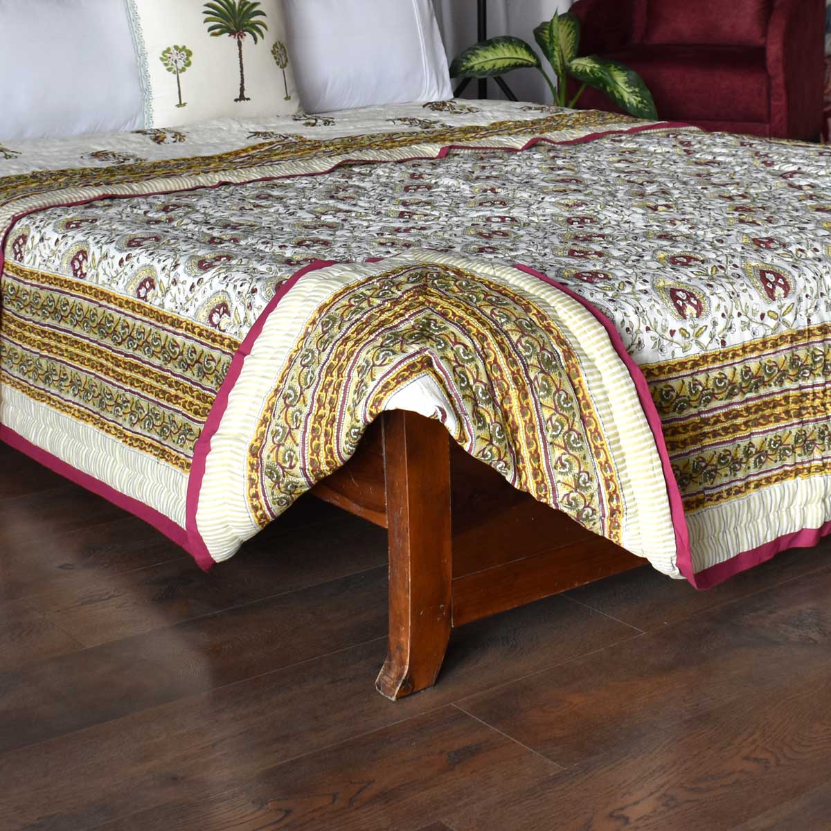 Hand Block Printed Cotton Queen Size Quilt Pan Leaf Golden 205293