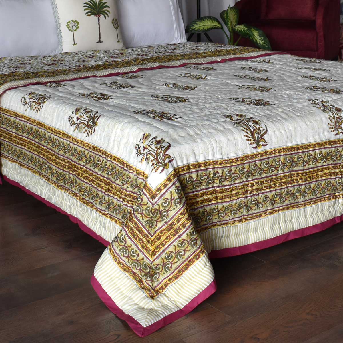 Hand Block Printed Cotton Queen Size Quilt Pan Leaf Golden 205293