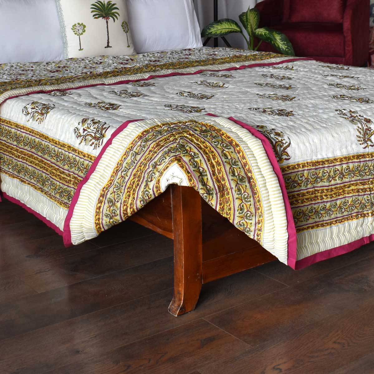 Hand Block Printed Cotton Queen Size Quilt Pan Leaf Golden 205293