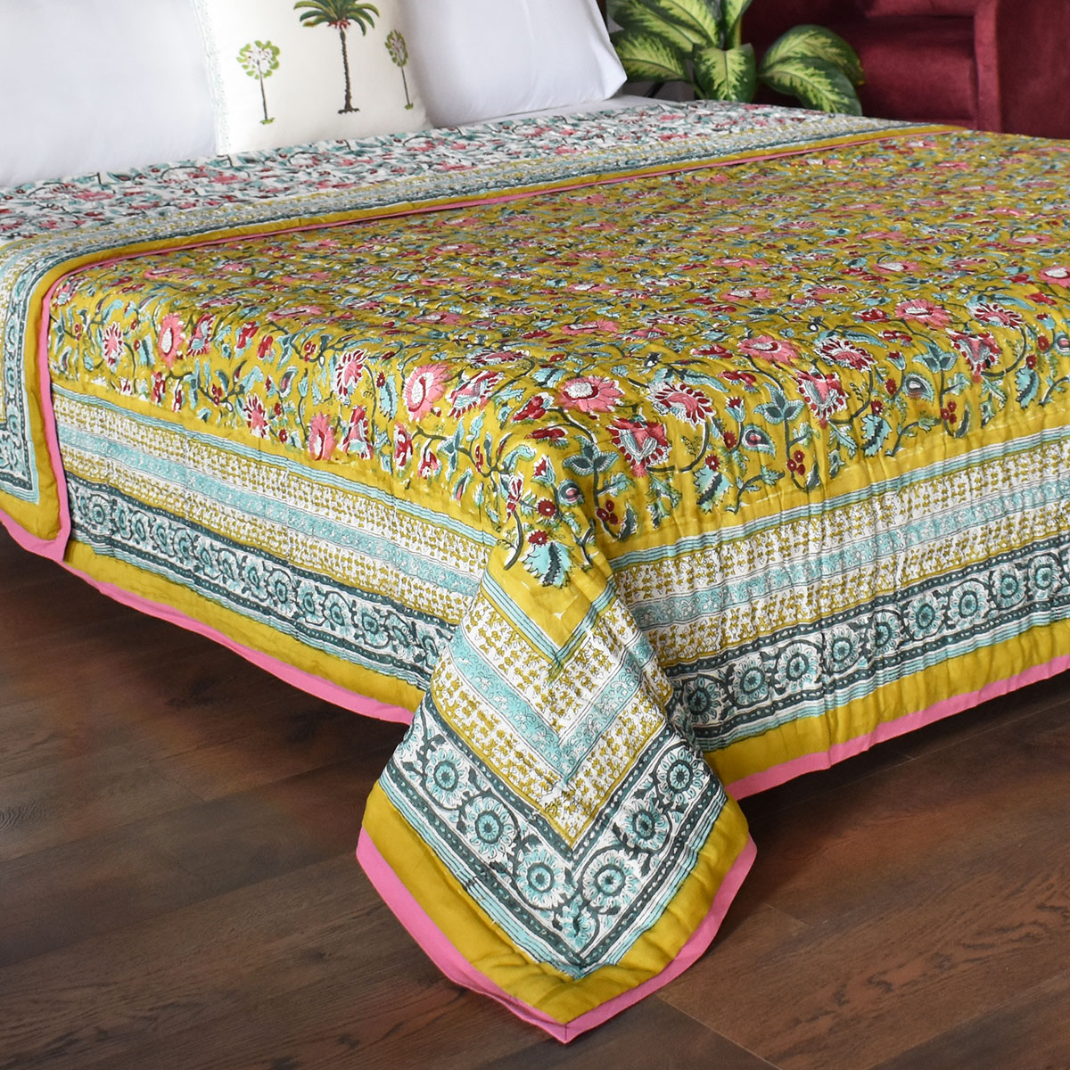 Hand Block Printed Cotton King Size Quilt Phuljhari Olive 102258