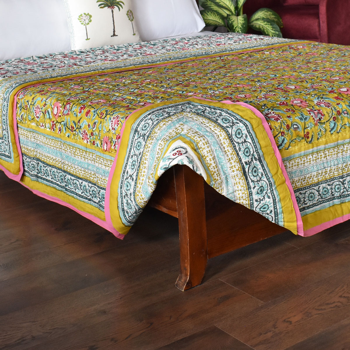 Hand Block Printed Cotton King Size Quilt Phuljhari Olive 102258