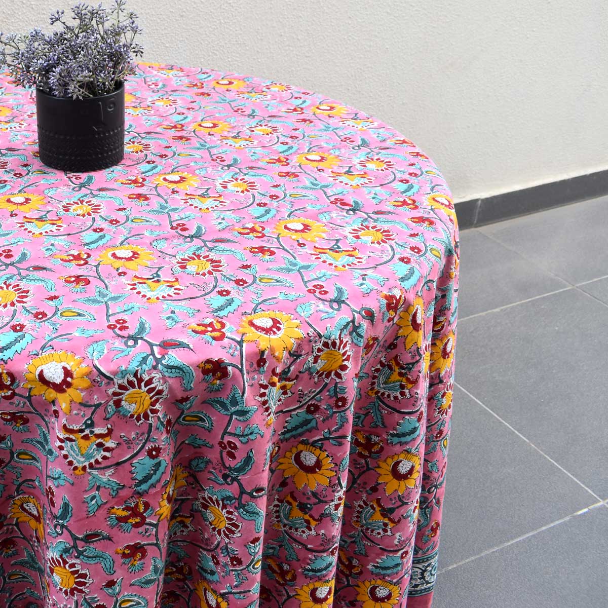 Hand Block Printed Cotton Round Tablecloth 275 cms Phuljhari Pink Gud 204756