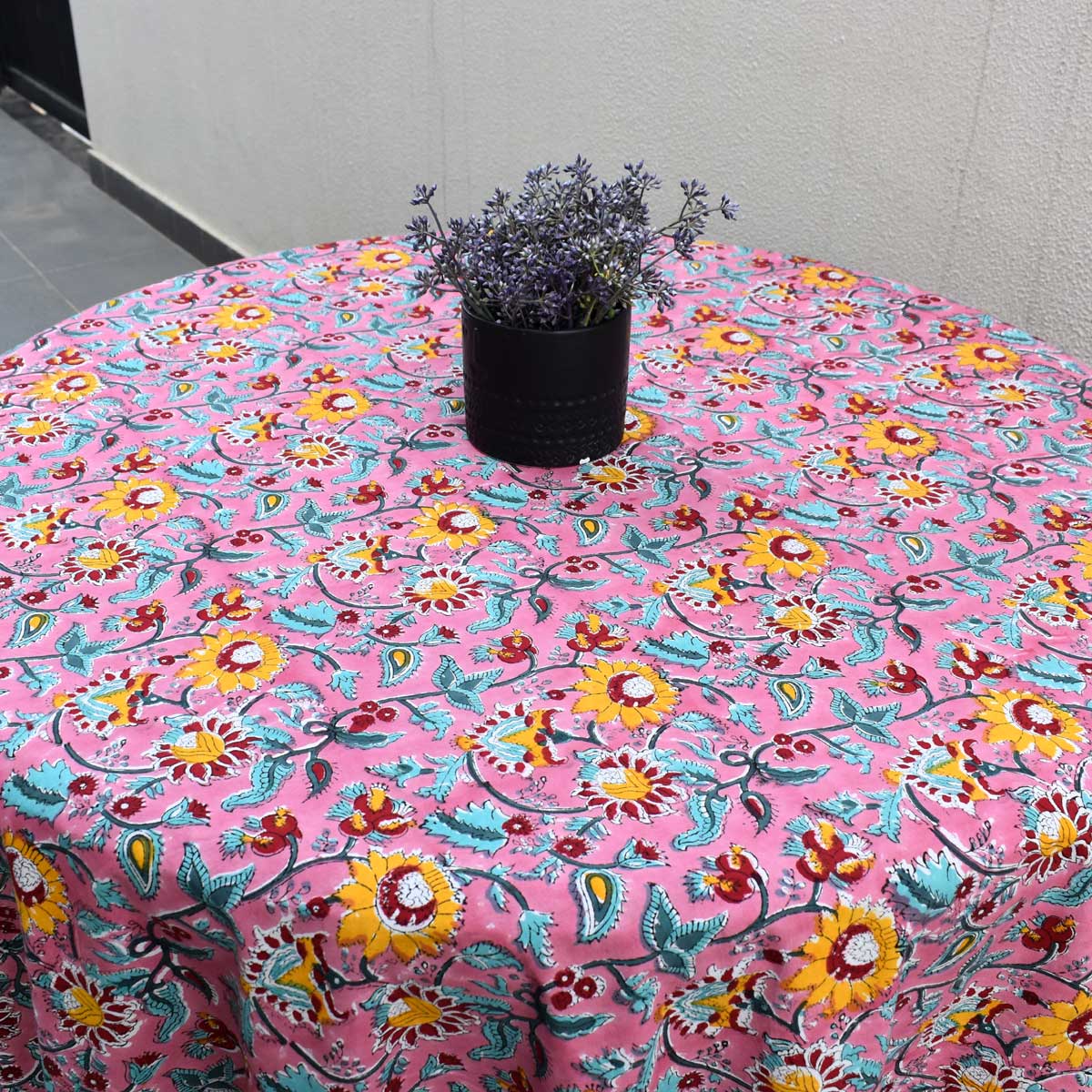 Hand Block Printed Cotton Round Tablecloth 275 cms Phuljhari Pink Gud 204756