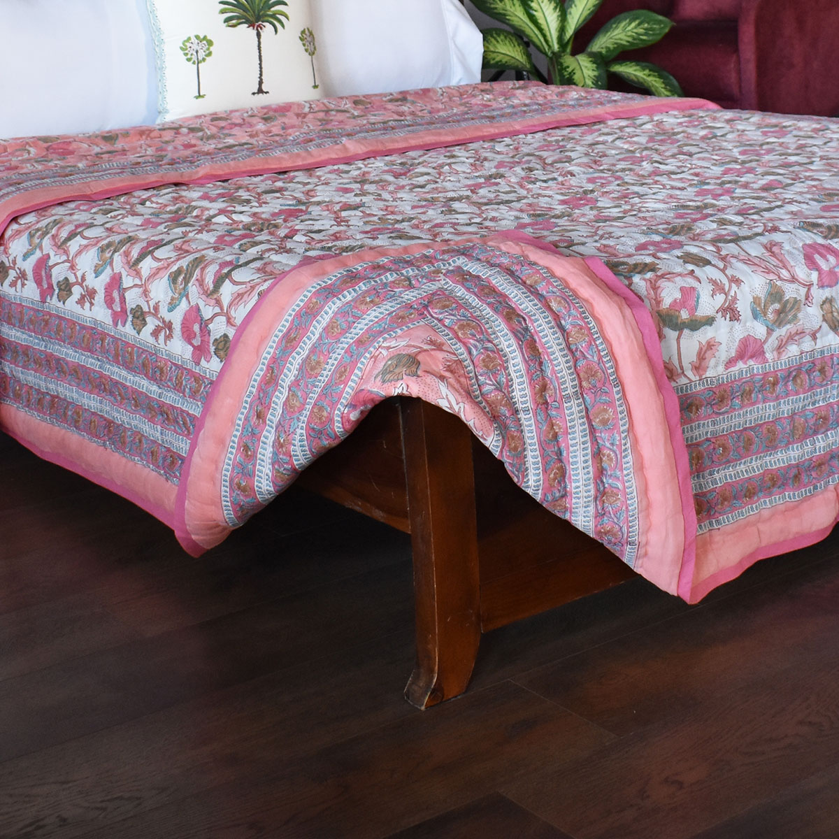 Hand Block Printed Cotton Queen Size Quilt Pink Red Phool 906188