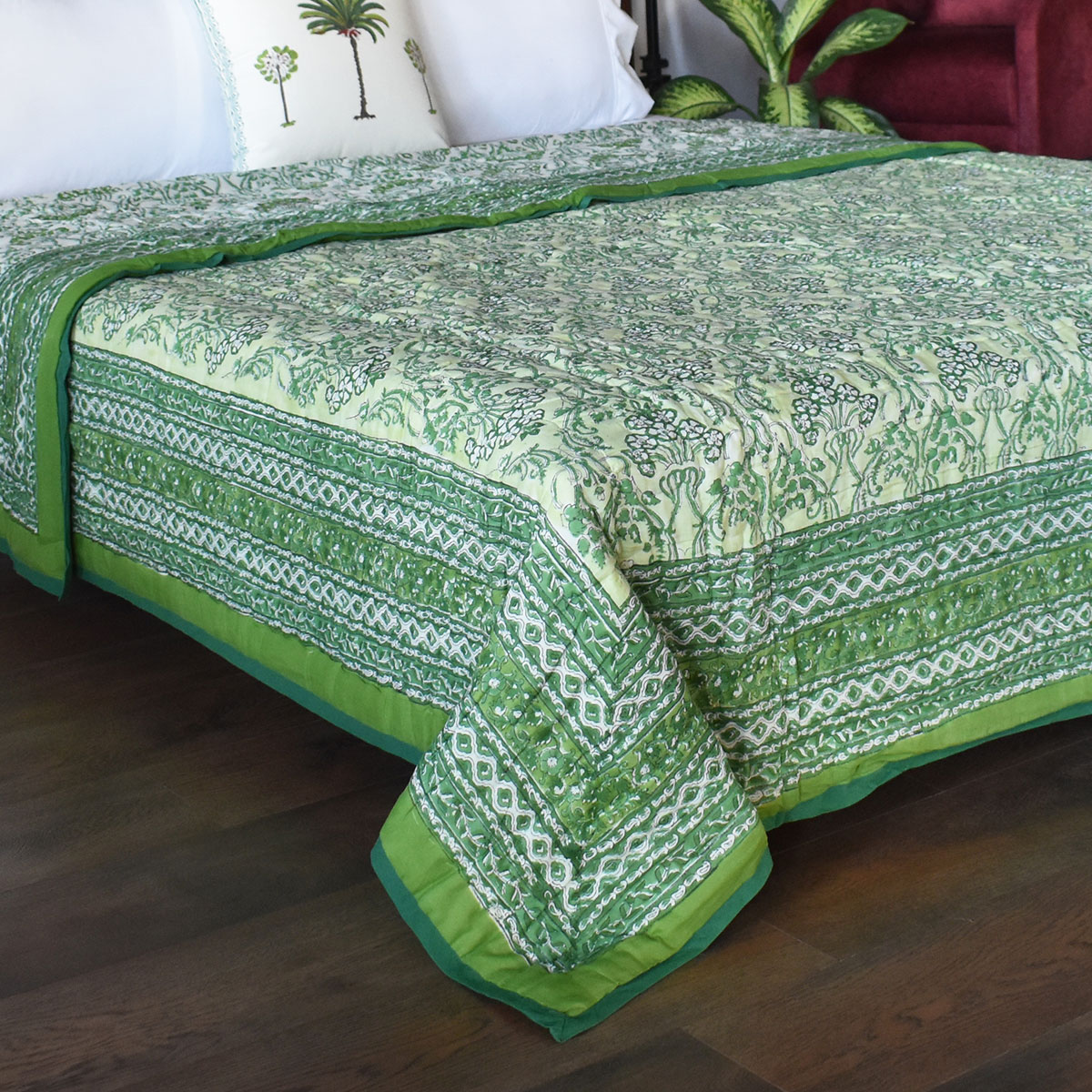 Hand Block Printed Cotton Queen Size Quilt Raat Ki Rani Green 207006