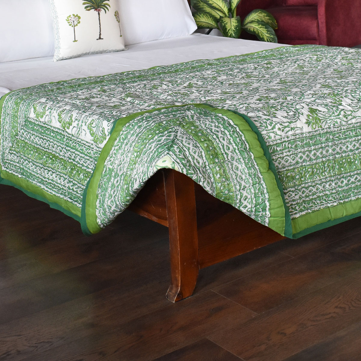 Hand Block Printed Cotton Twin Size Quilt Raat Ki Rani Green 207006