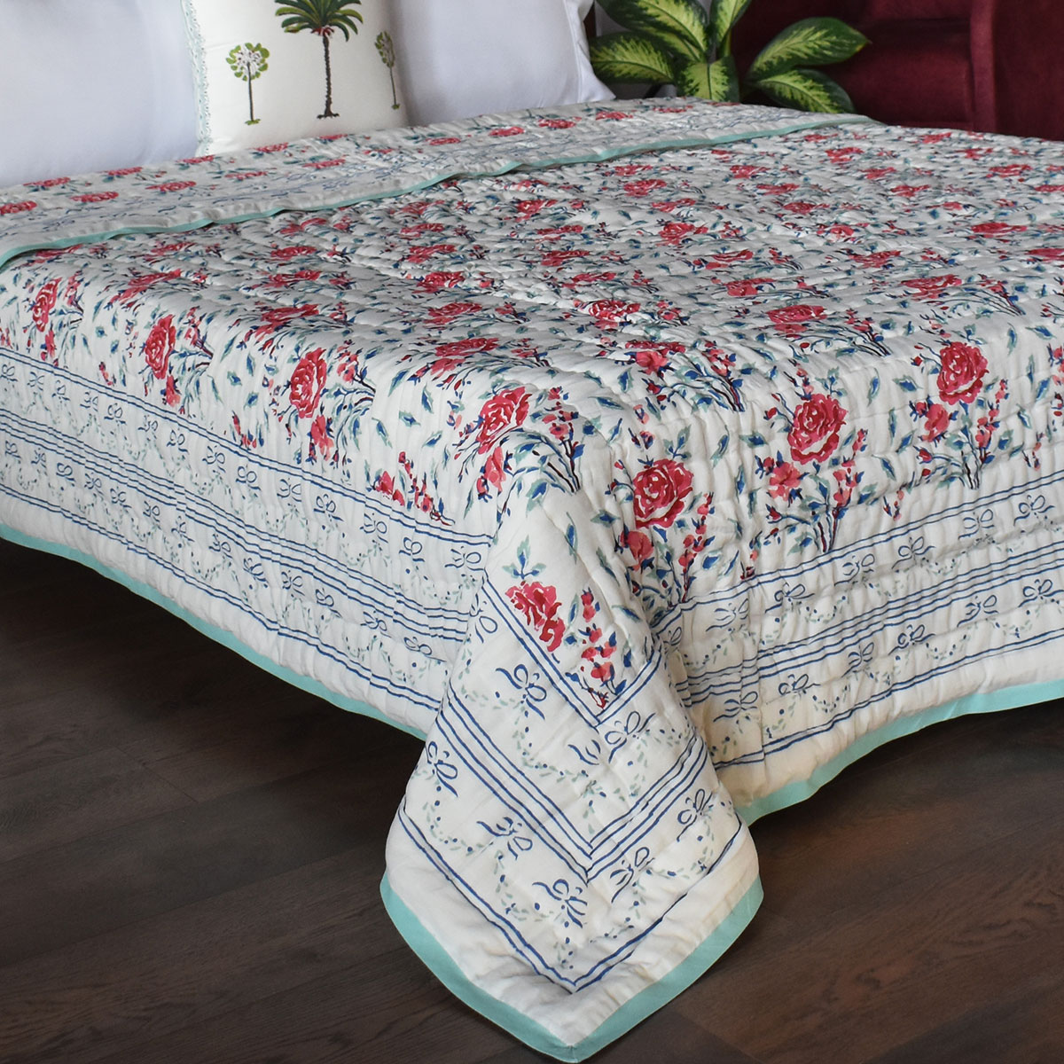 Hand Block Printed Cotton Queen Size Quilt Roseline Pink 100587