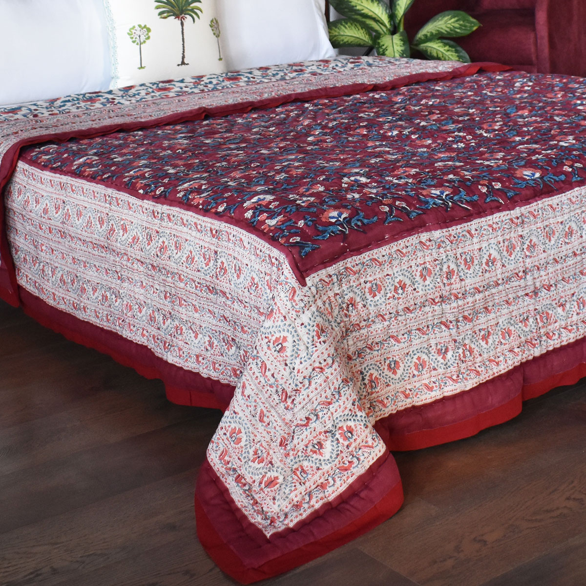 Hand Block Printed Cotton Queen Size Quilt Rukhsana Maroon Gud 105823