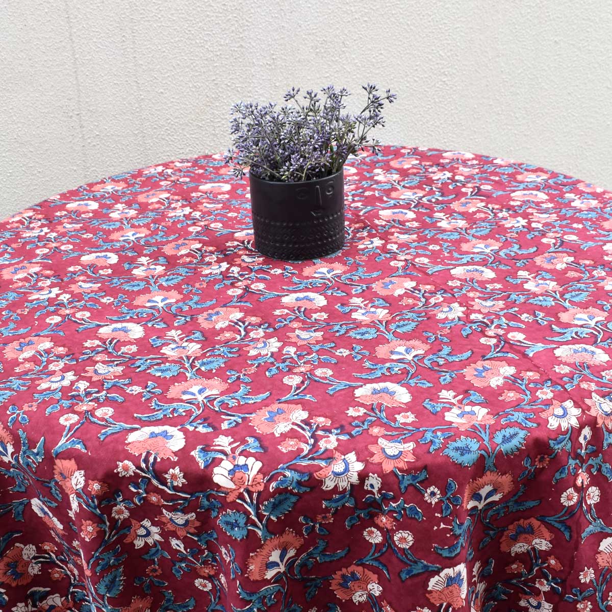 Hand Block Printed Cotton Round Tablecloth 150 cm Rukhsana Maroon Gud 105823