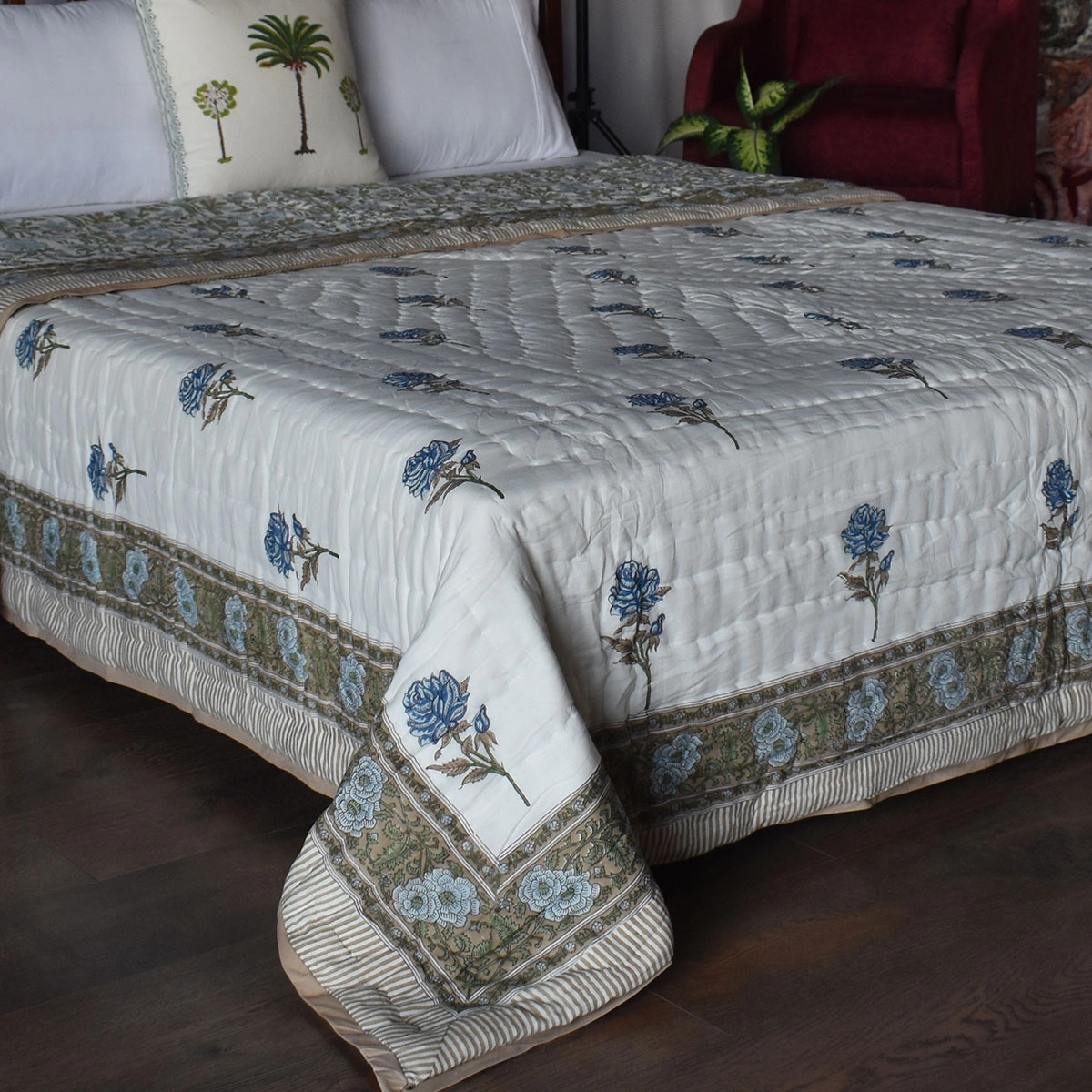 Hand Block Printed Cotton Queen Size Quilt Sage Garden Blue 260104