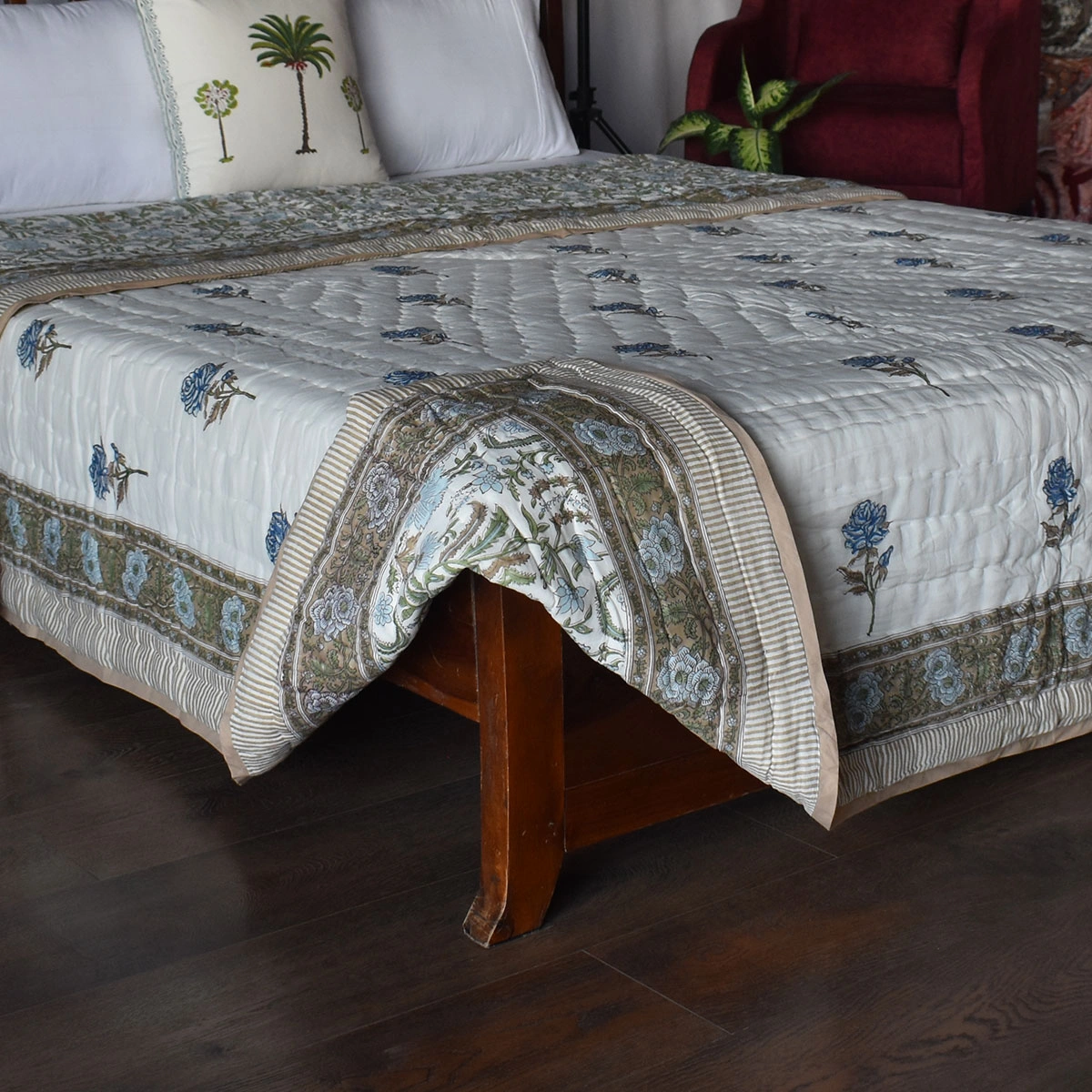 Hand Block Printed Cotton Queen Size Quilt Sage Garden Blue 260104