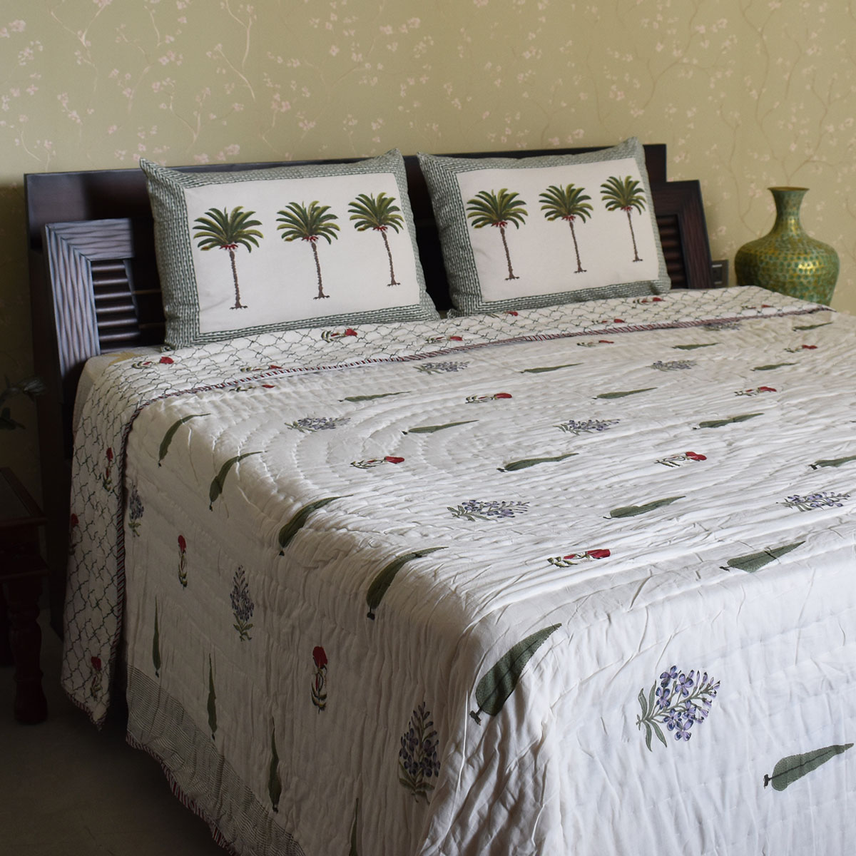 Hand Block Printed Cotton King Size Quilt   202214
