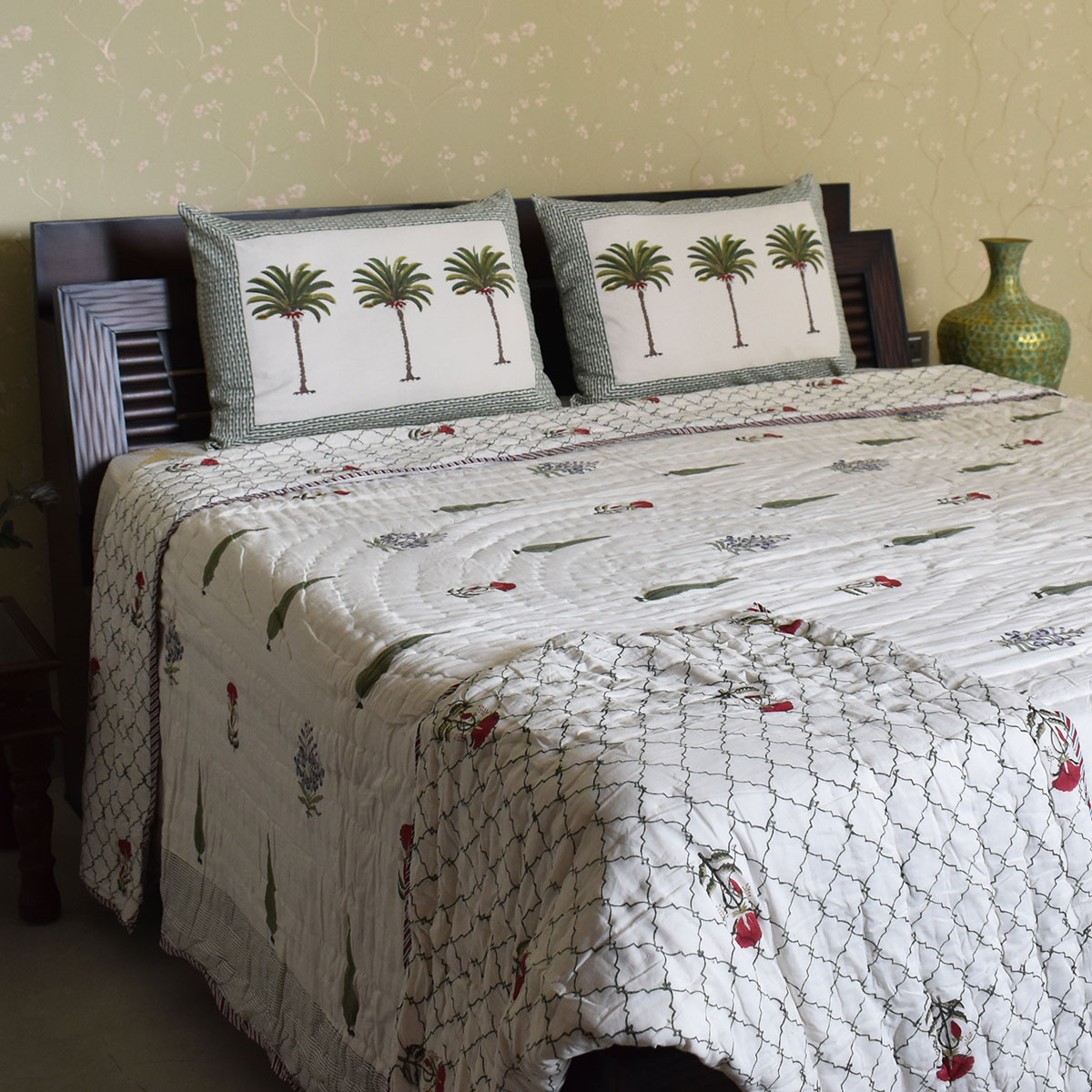 Hand Block Printed Cotton King Size Quilt   202214