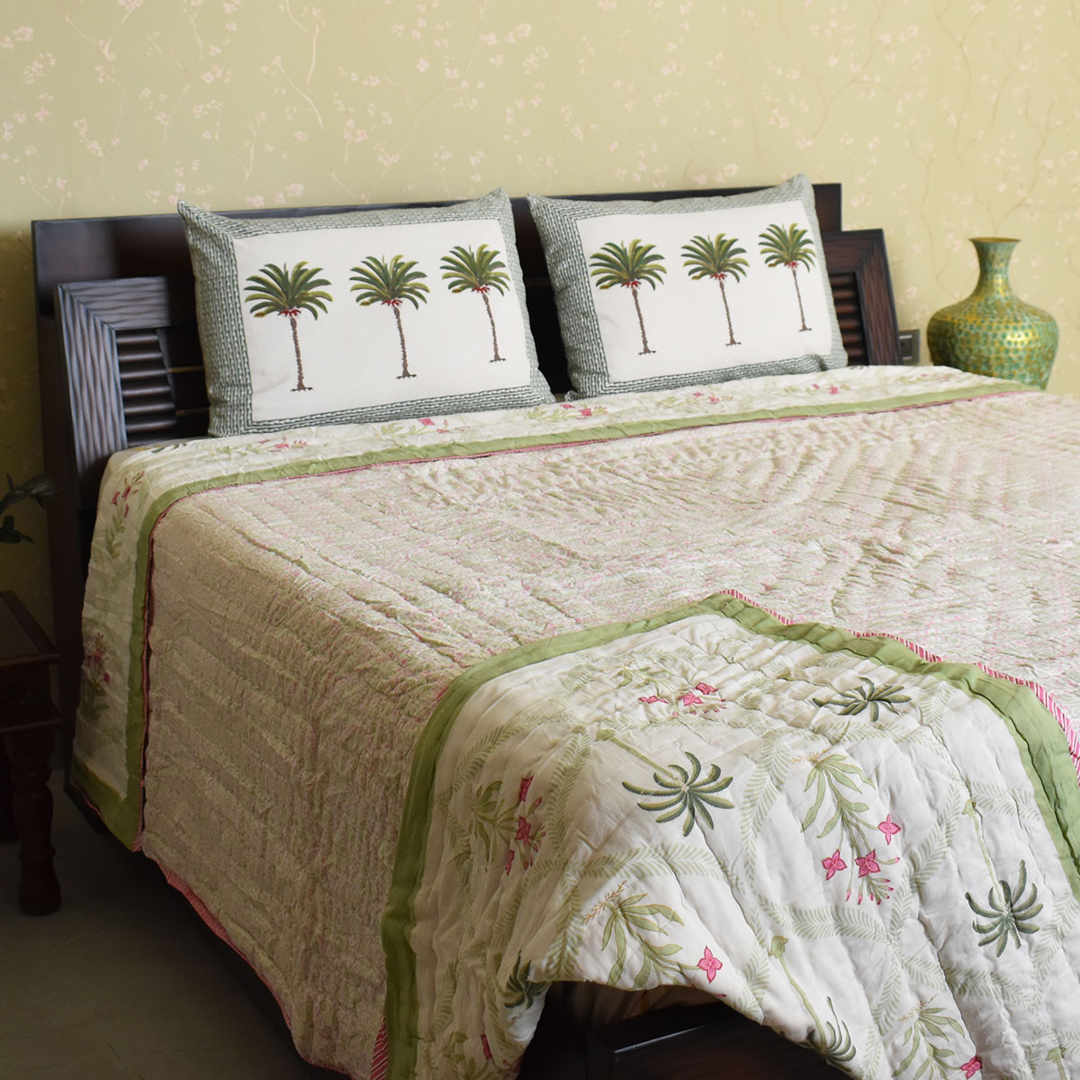 Hand Block Printed Cotton King Size Quilt 202305