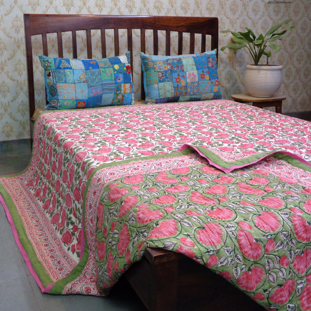 Hand Block Printed Cotton King Size Quilt Kamal Gulabi 102210
