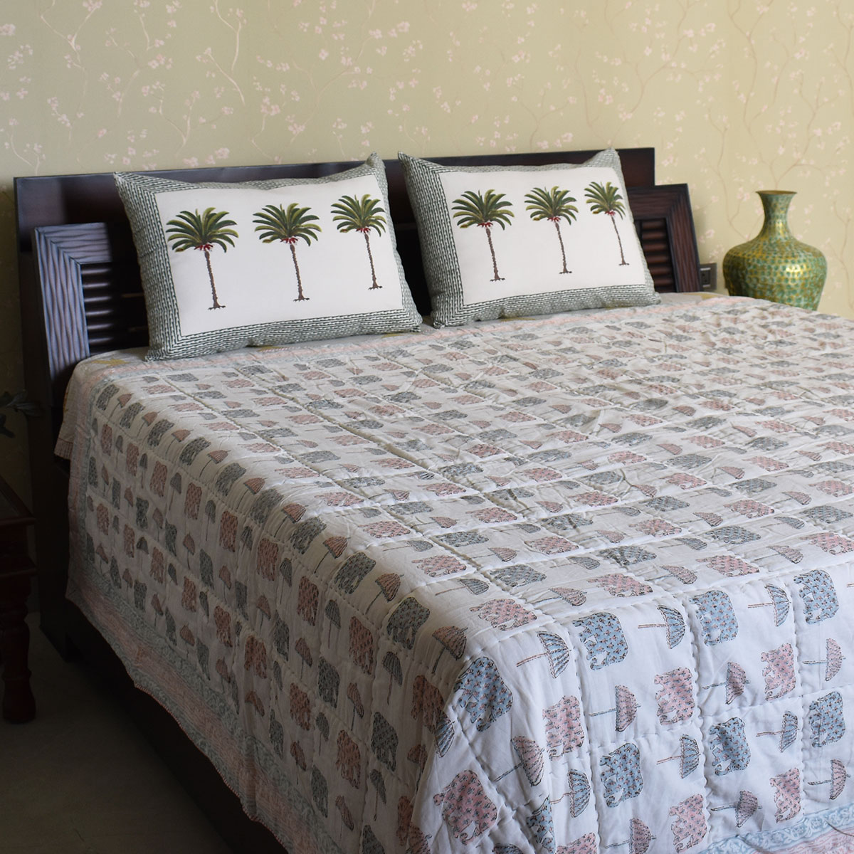 Hand Block Printed Cotton Queen Size Quilt 200738