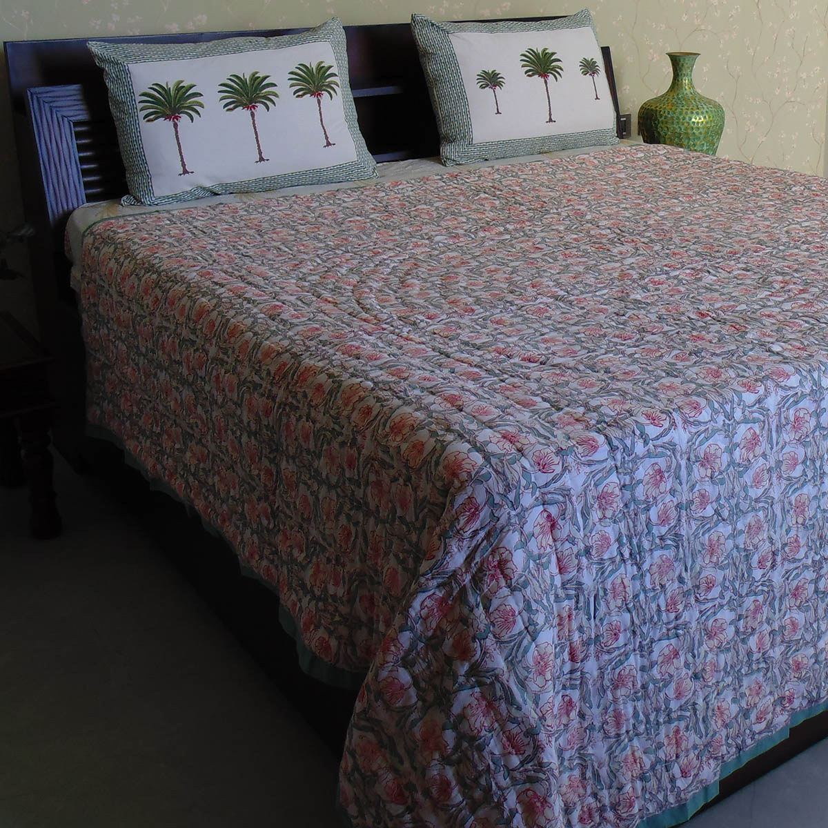 Hand Block Printed Cotton Queen Size Quilt Bauhaus Beige Gud 505032