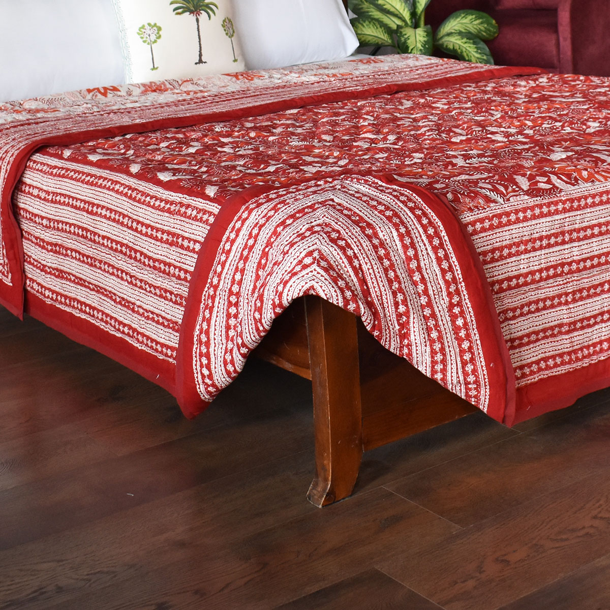 Cotton Quilt King Size Bossanova Red Gud 208858