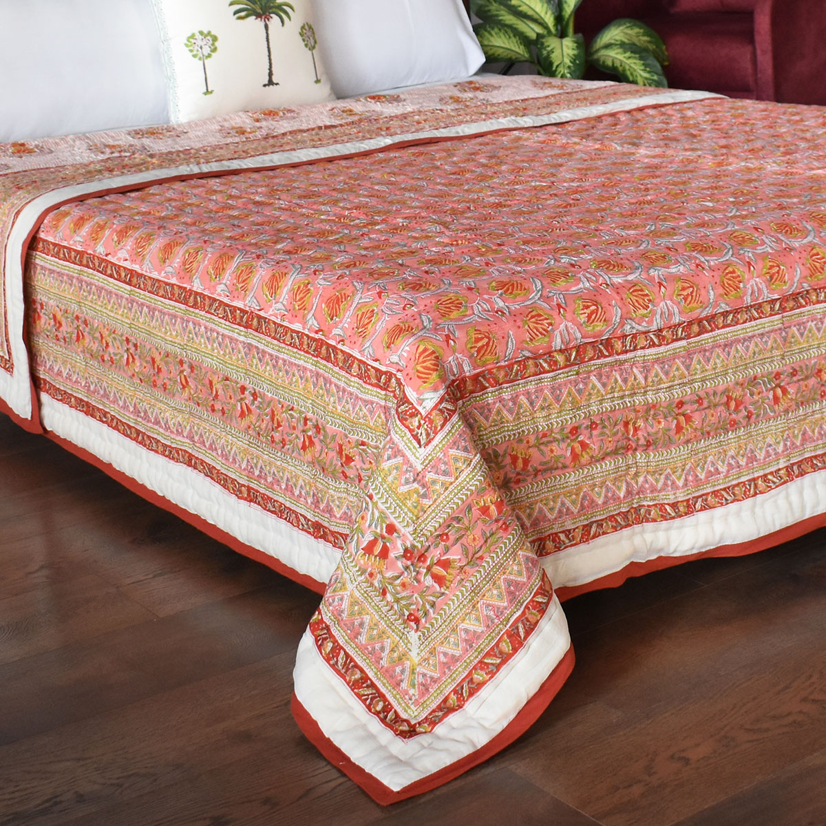 Hand Block Printed Cotton King Size Quilt Frost Pink Floral 202816