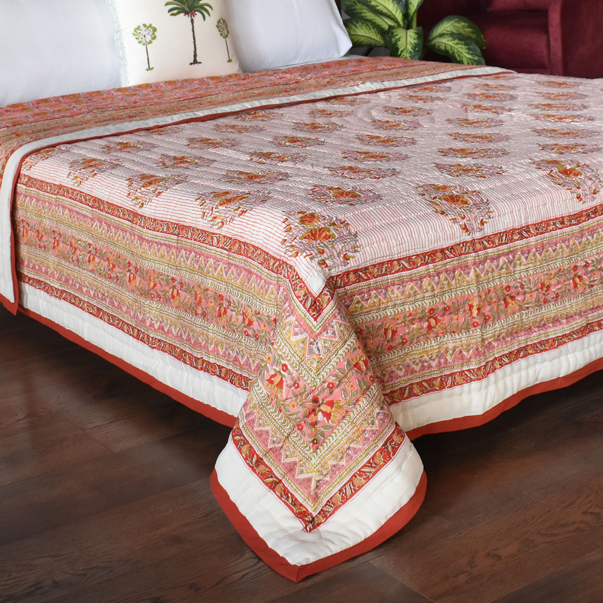 Hand Block Printed Cotton King Size Quilt Frost Pink Floral 202816