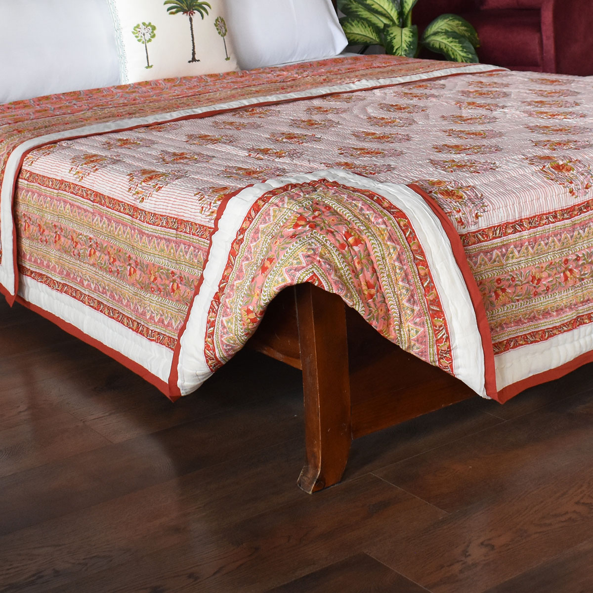 Hand Block Printed Cotton King Size Quilt  Frost Pink Floral 202816