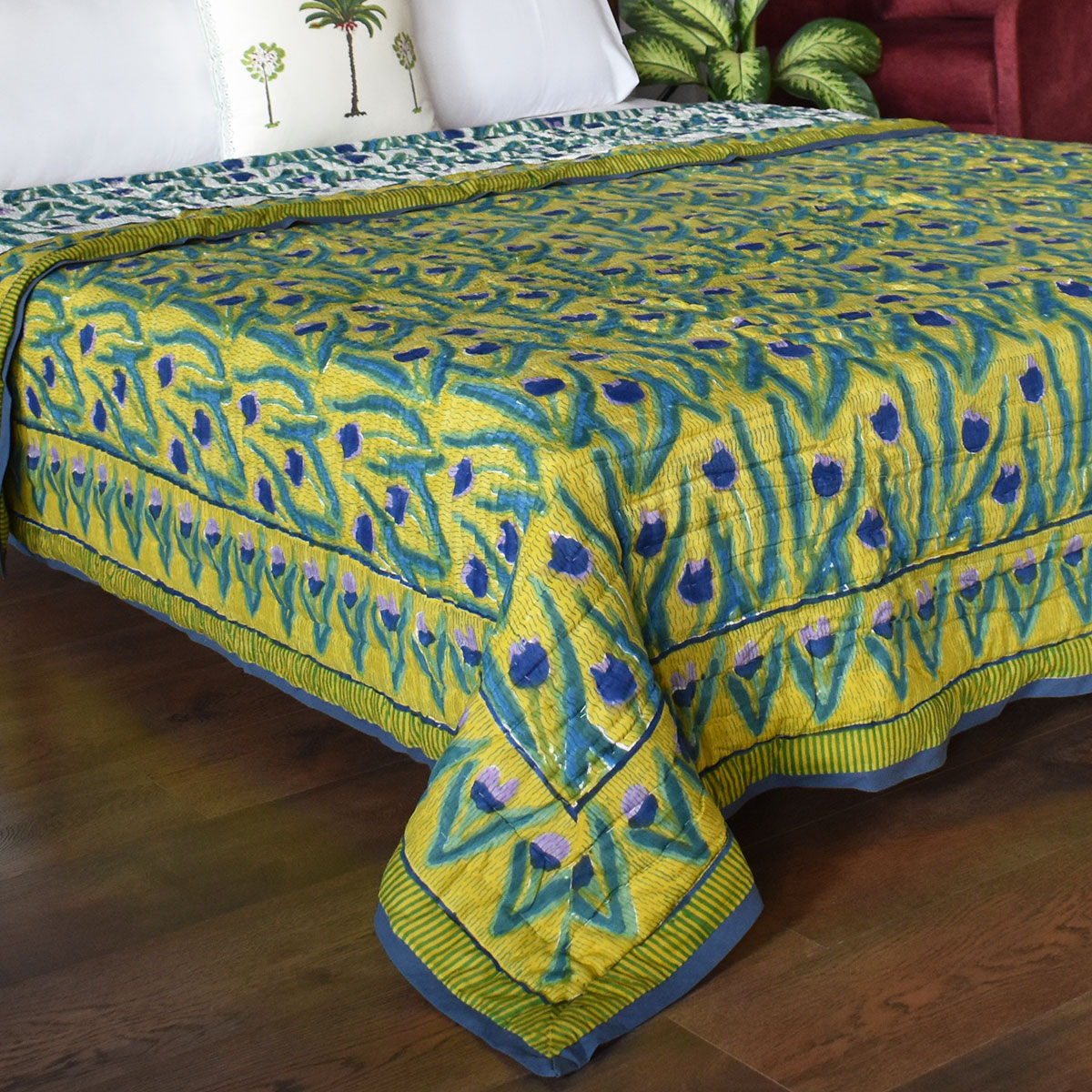 Hand Block Printed Cotton King Size Quilt Lambi Patti Tulip Lime 601671