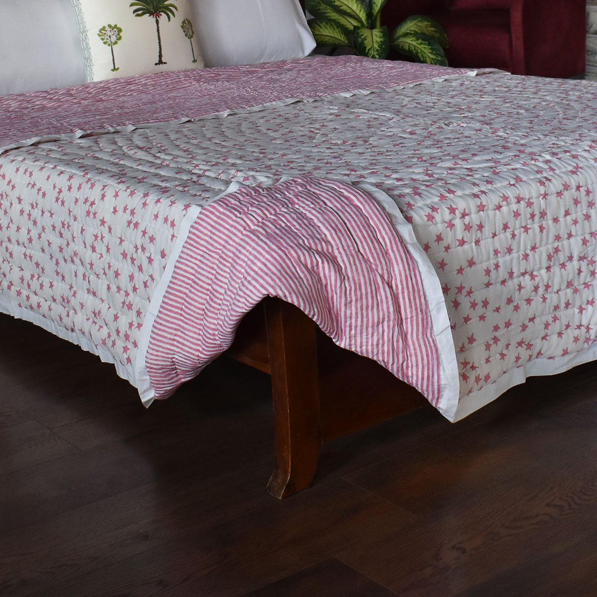 Hand Block Printed Cotton Twin Size Quilt Star Pink 202511