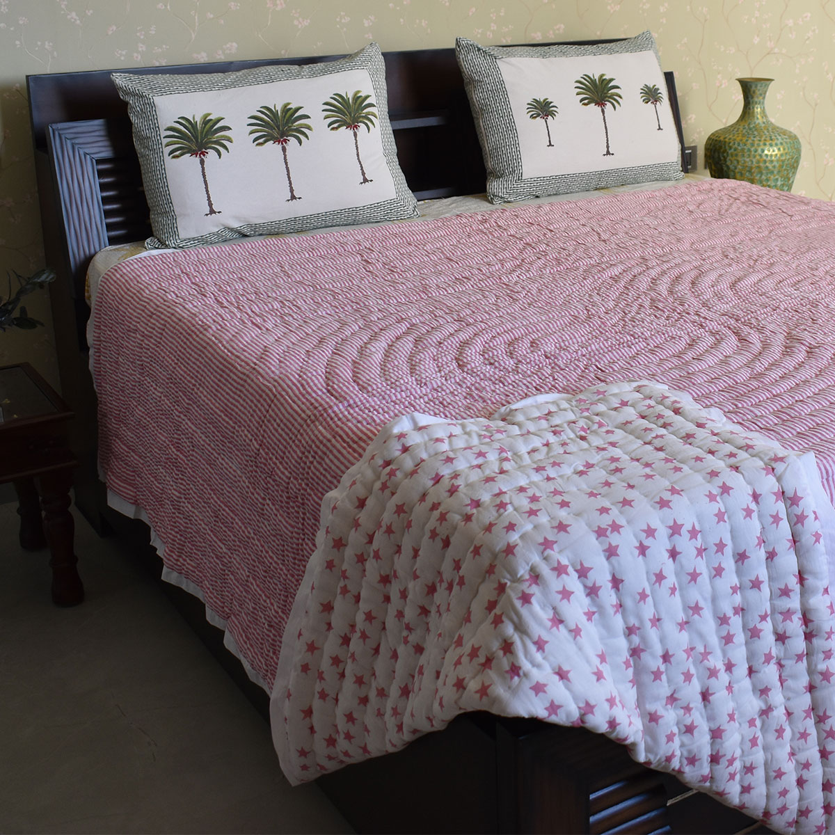 Hand Block Printed Cotton Queen Size Quilt   Star Pink 202511