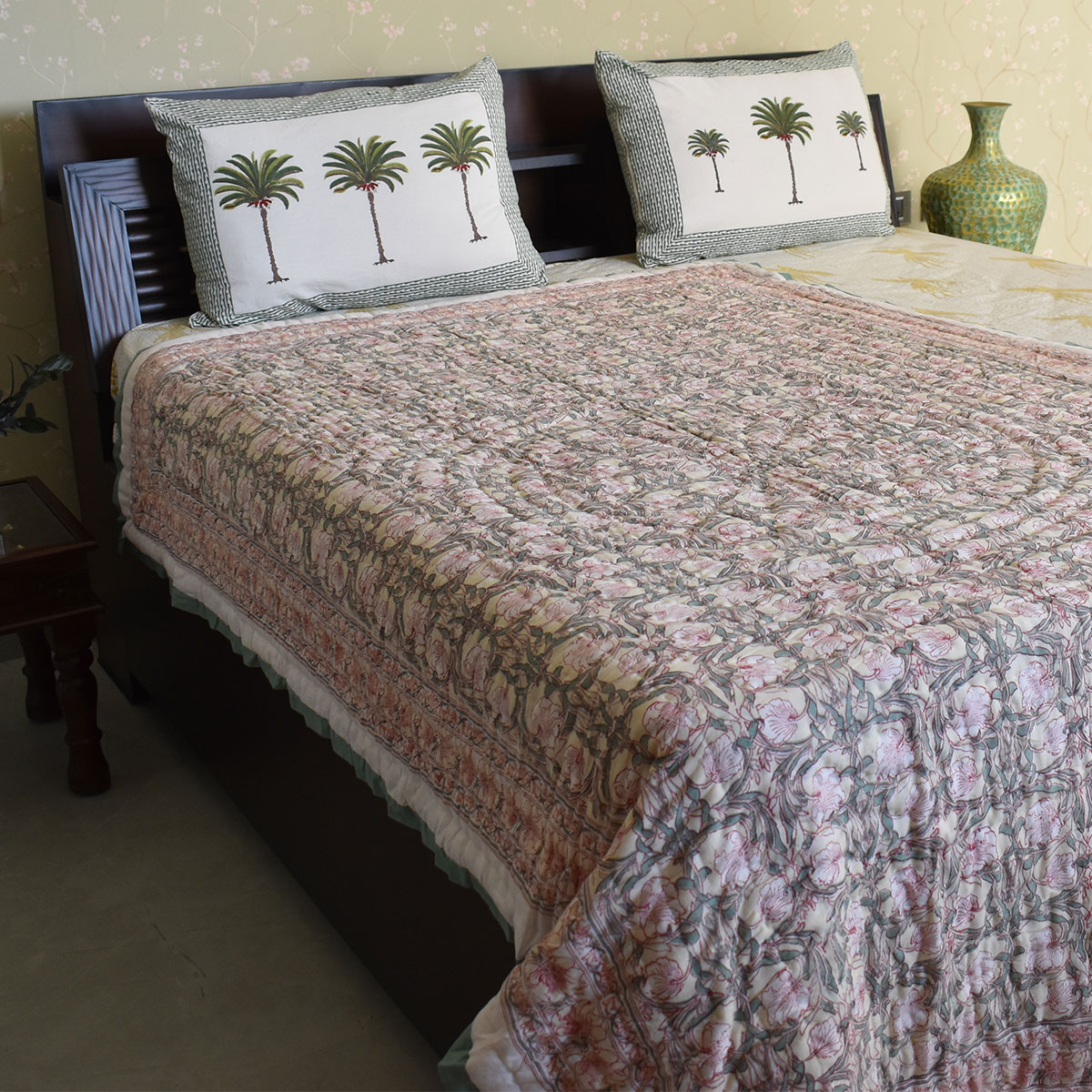 Hand Block Printed Cotton Twin Size Quilt  Bauhaus Beige Gud 505032
