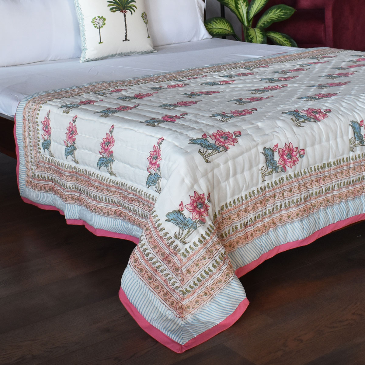 Hand Block Printed Cotton Twin Size Quilt Castle Creeper 251218