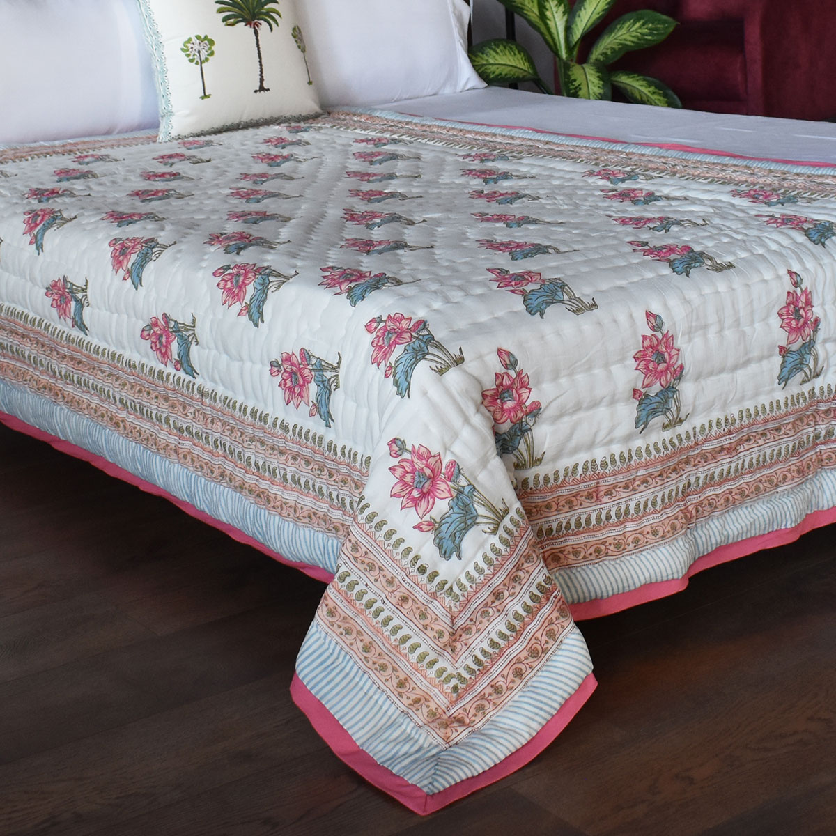 Hand Block Printed Cotton Twin Size Quilt  Castle Creeper 251210