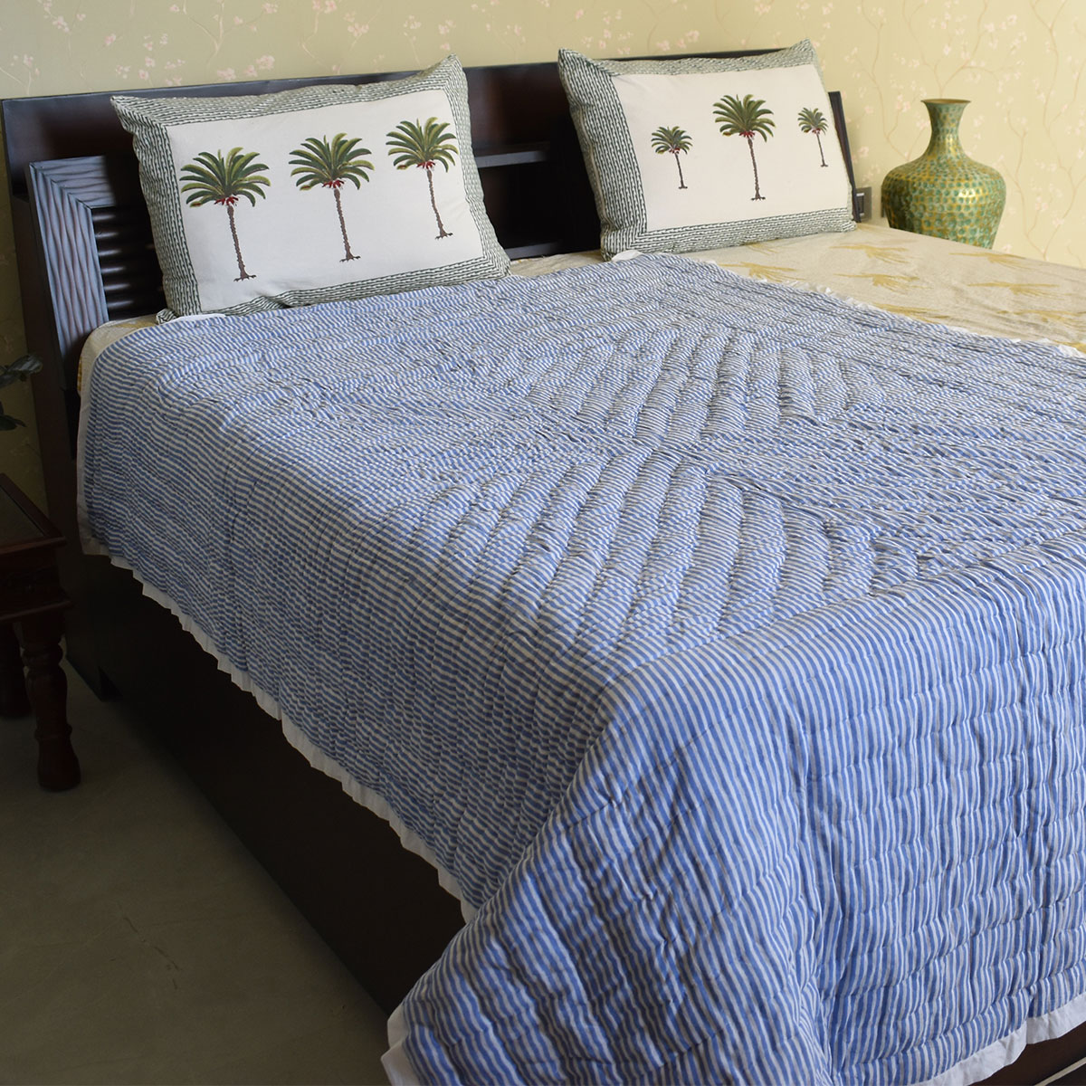 Hand Block Printed Cotton Twin Size Quilt   Star Blue 202509