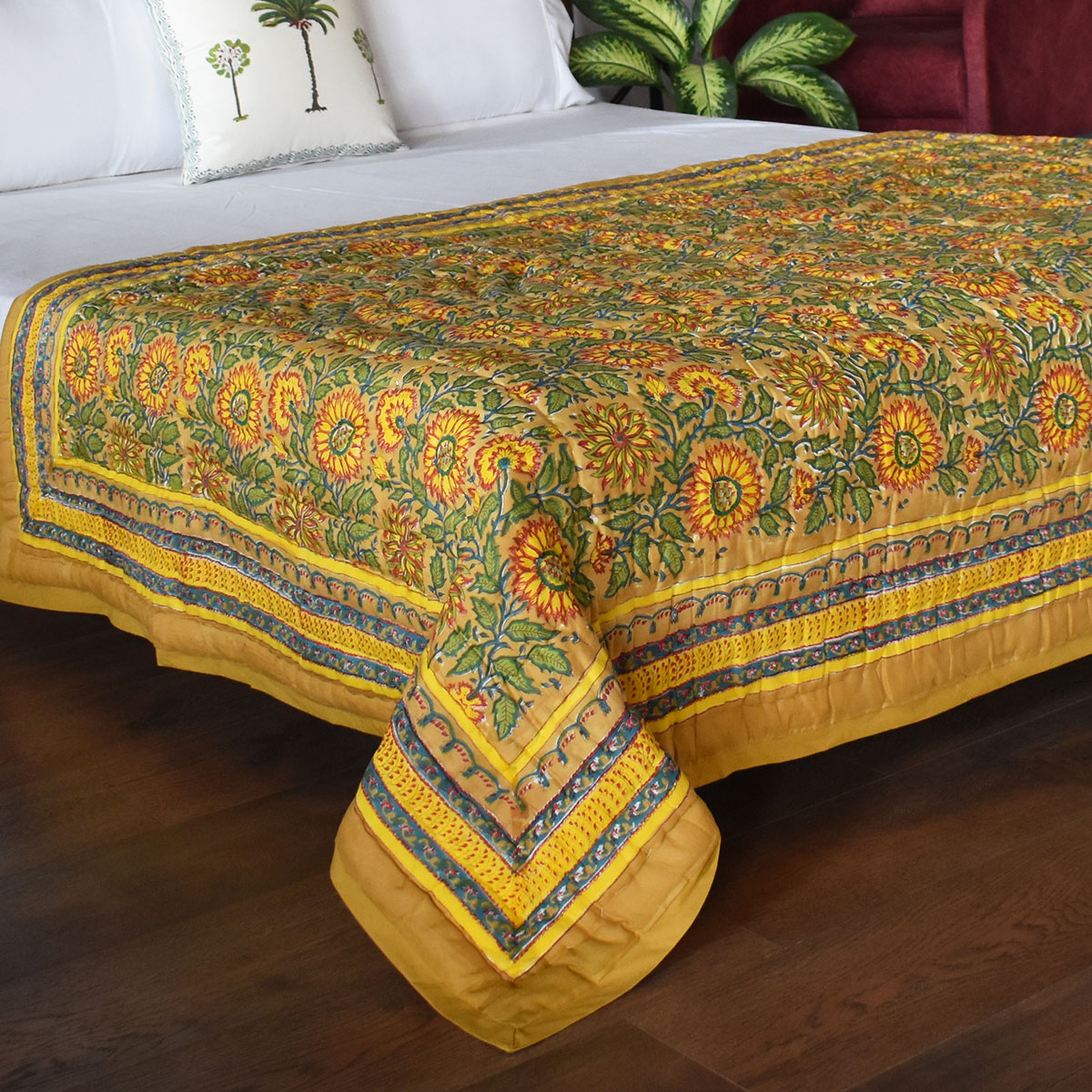 Hand Block Printed Cotton Twin Size Quilt Surajmukhi Canary Gud 102383