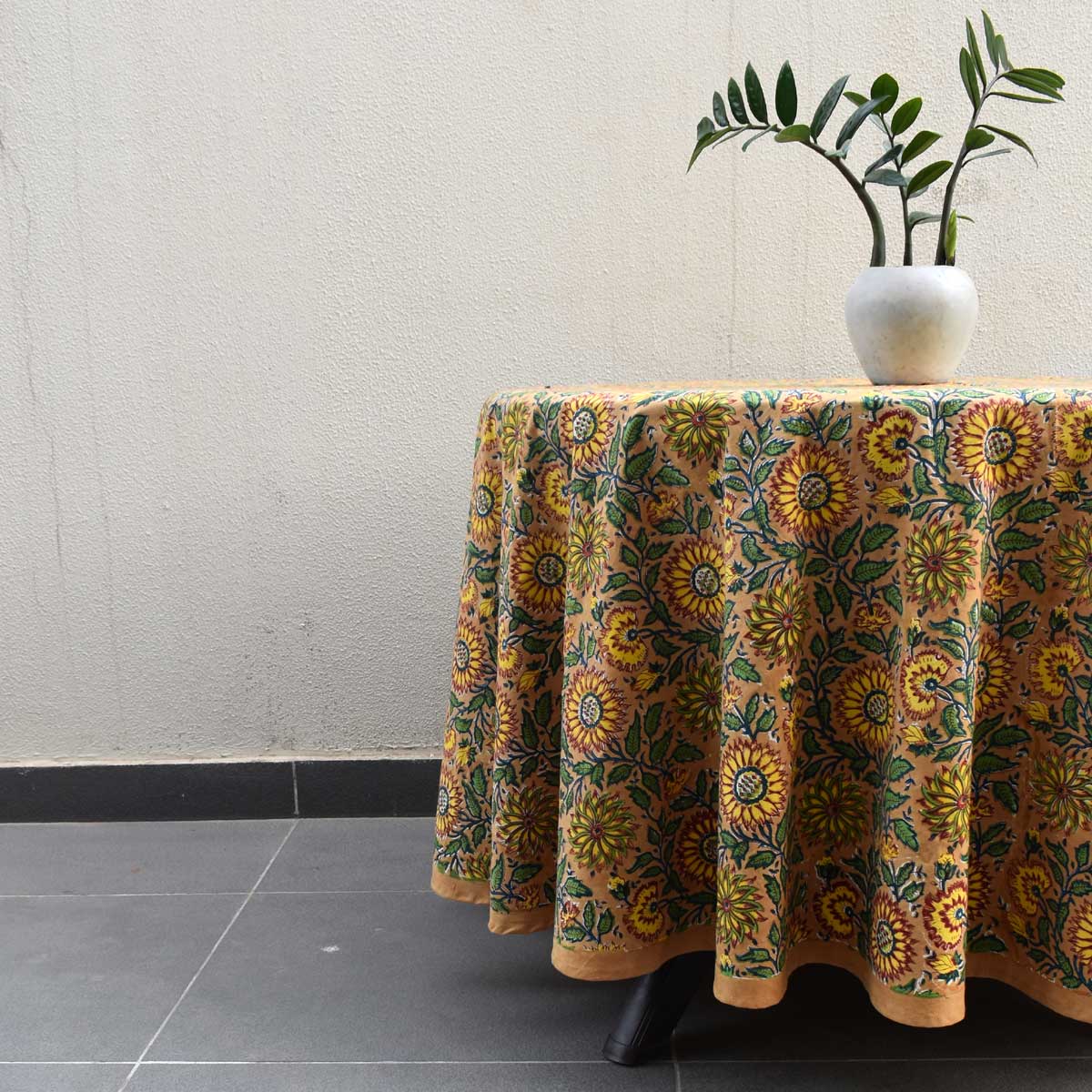Hand Block Printed Cotton Round Tablecloth 150 cm Surajmukhi Canary Gud 102383