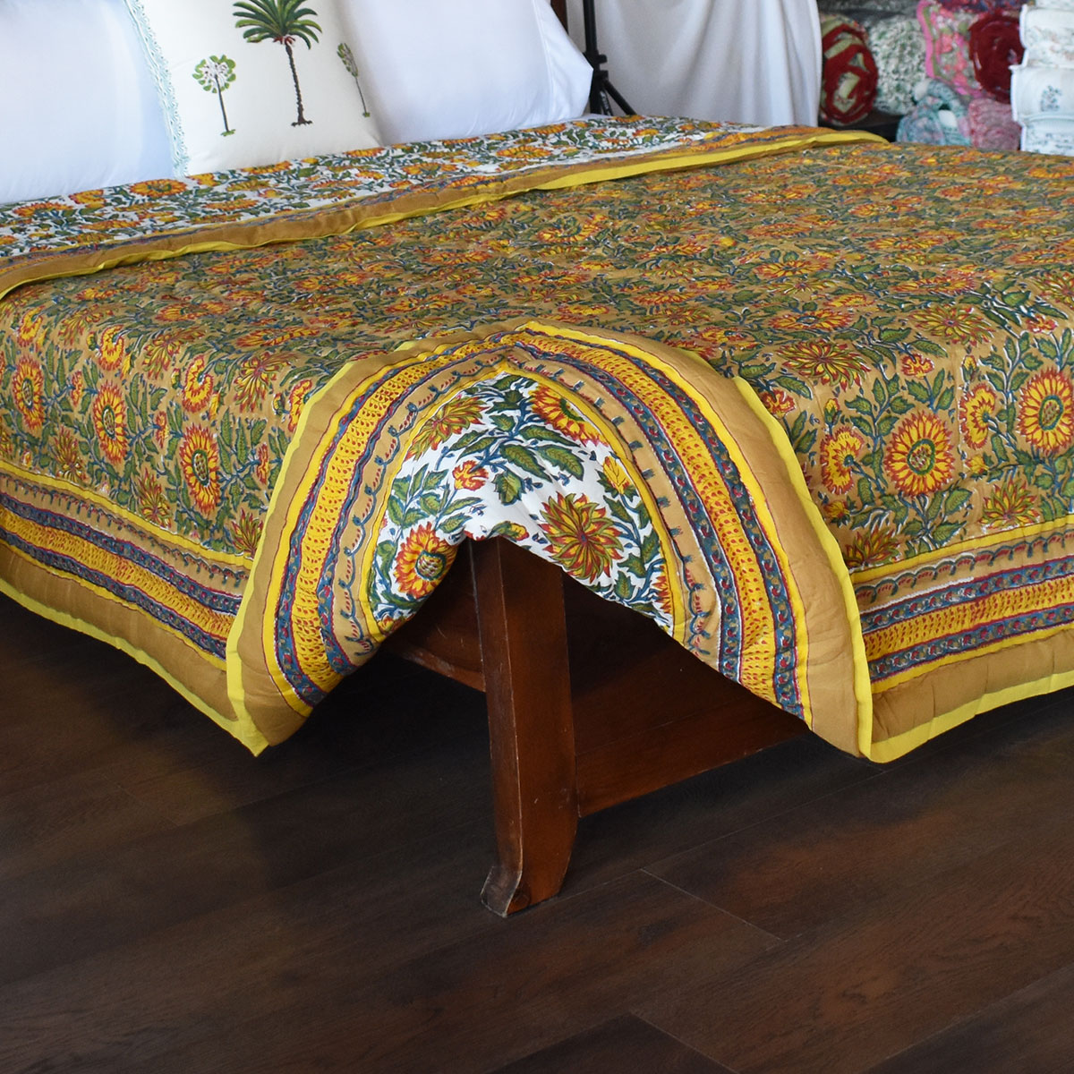 Hand Block Printed Cotton Queen Size Quilt Surajmukhi Canary Gud 102383